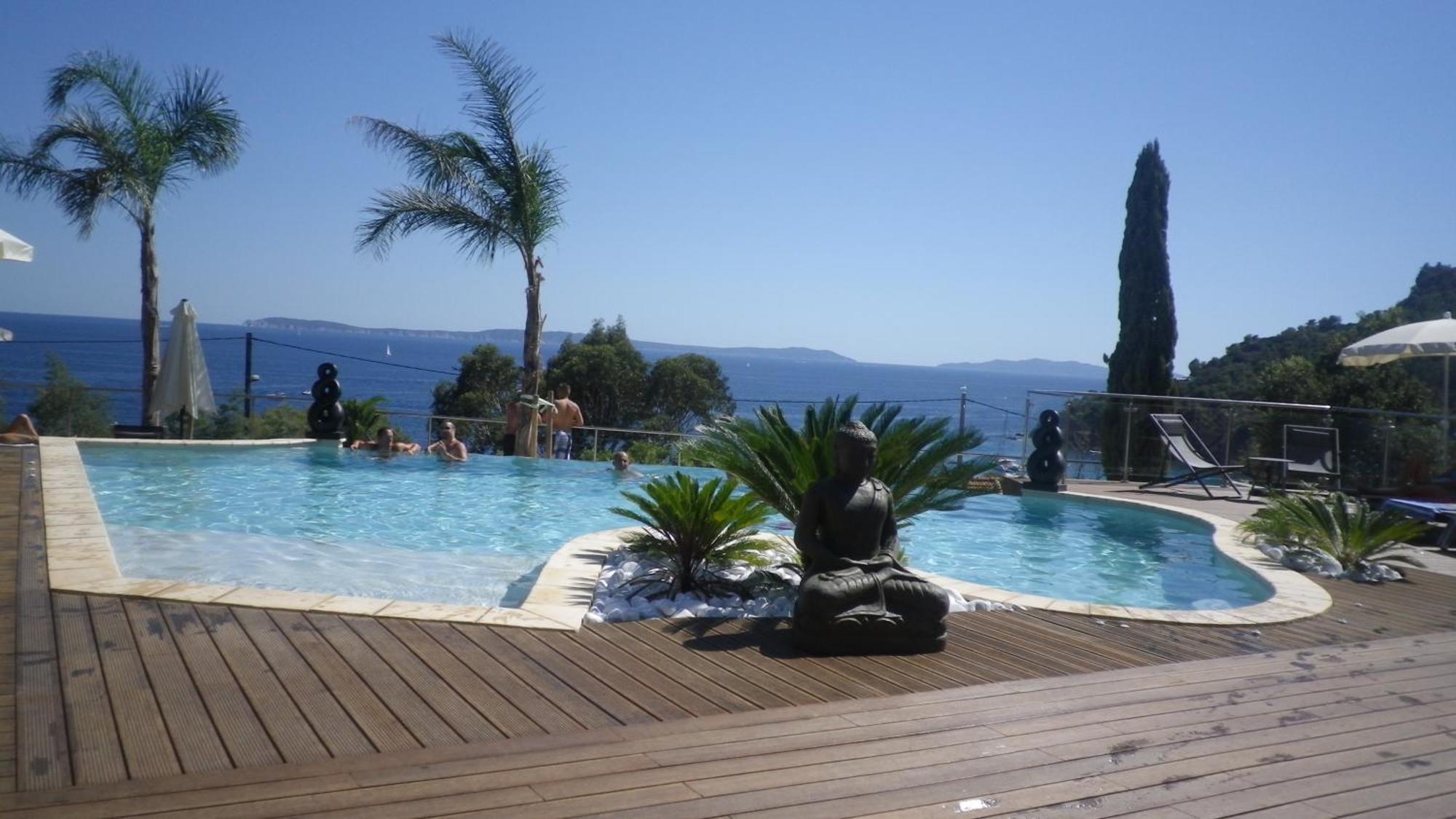 Les Lauriers Roses Aparthotel Le Le Rayol-Canadel-sur-Mer Ngoại thất bức ảnh