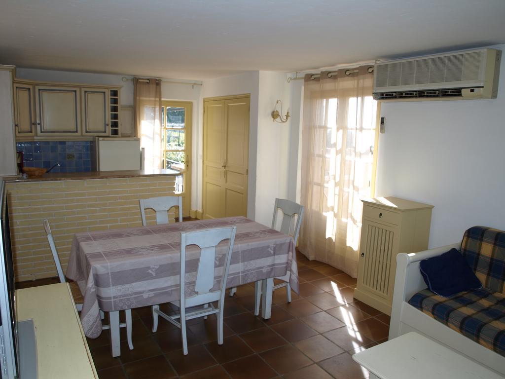 Les Lauriers Roses Aparthotel Le Le Rayol-Canadel-sur-Mer Ngoại thất bức ảnh