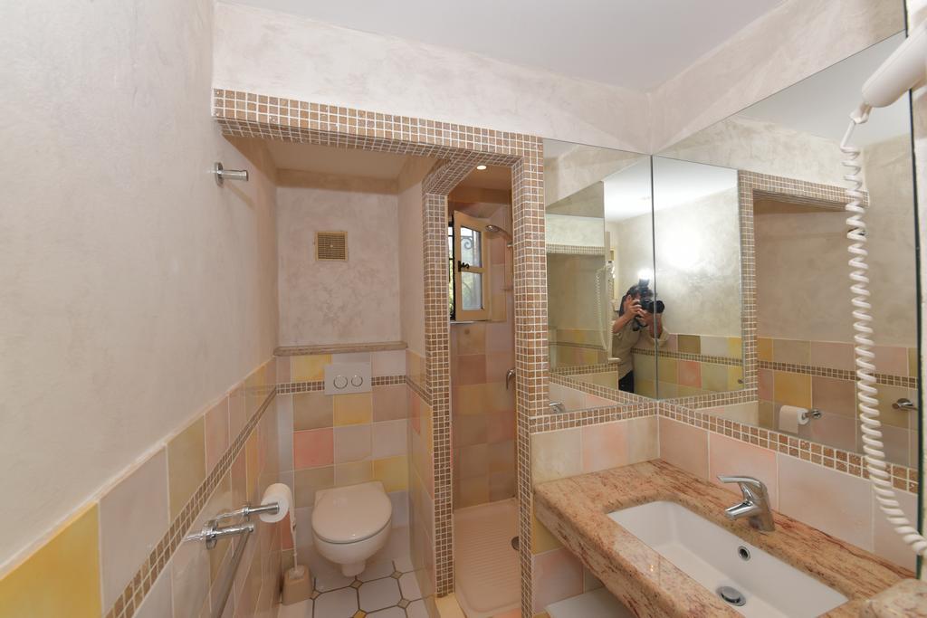 Les Lauriers Roses Aparthotel Le Le Rayol-Canadel-sur-Mer Ngoại thất bức ảnh